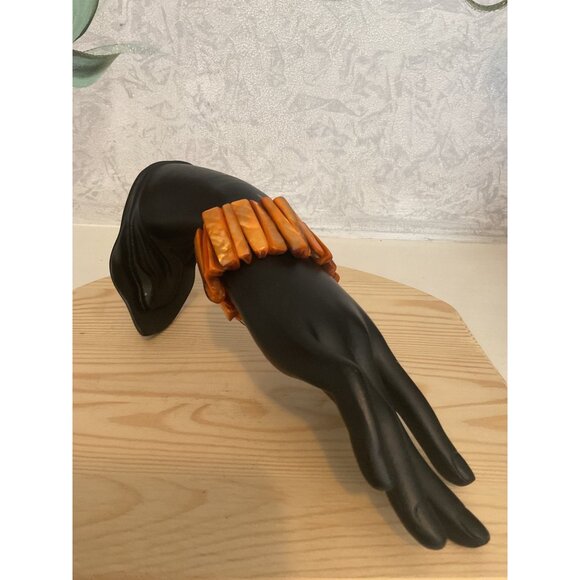 Orange Shell Stretch Bracelet For Women - Picture 2 of 3